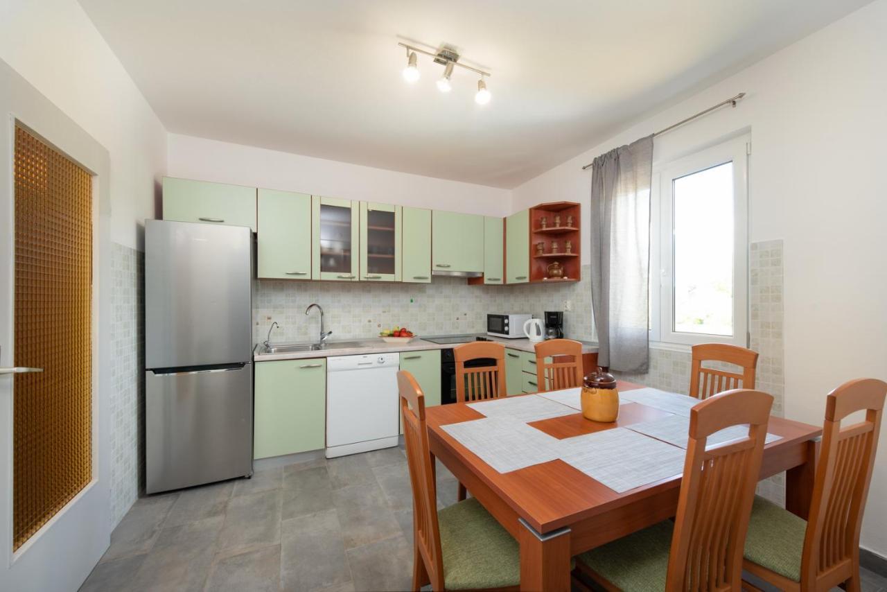 Villa Slivari Nedeščina Buitenkant foto